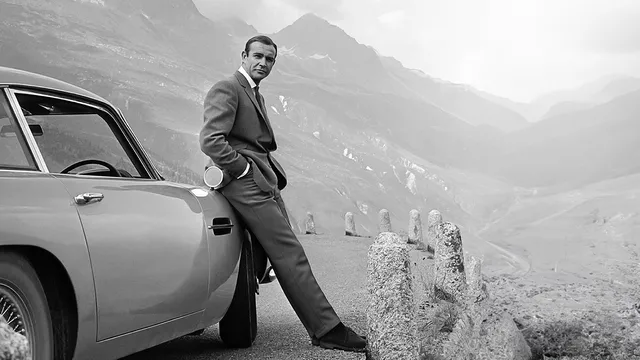 Sean Connery vs James Bond