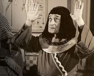 Toto' Contro Maciste