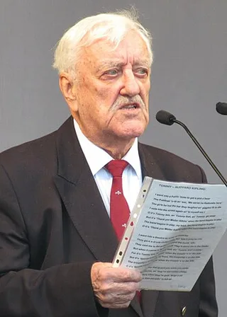 Bernard Cribbins