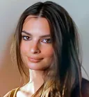 Emily Ratajkowski