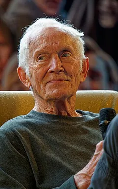 Lance Henriksen