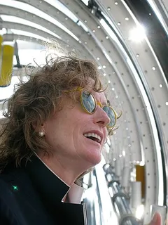 Lisa Banes