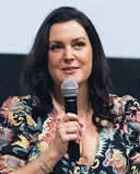 Melanie Lynskey