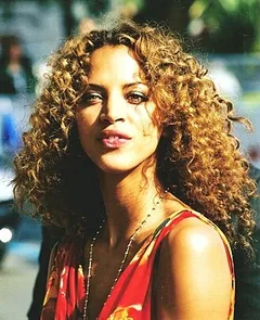 Noémie Lenoir