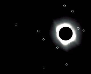 Curvare La Luce La Teoria Della Relativita' Alla Prova