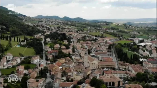 E tutt'intorno il mare