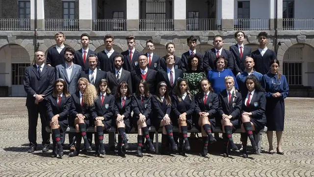 Il Collegio 4 - Prima puntata: Benvenuti al Collegio!
