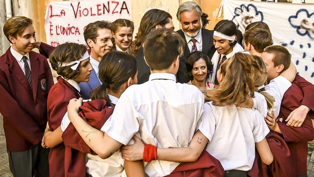 Il Collegio 5 - Sesta puntata: Scuse, balli e colpi di scena