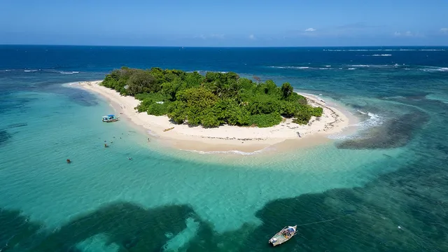 Il mondo con gli occhi di Overland - Repubblica Dominicana e Haiti: due mondi in un'isola