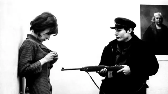 Les Carabiniers