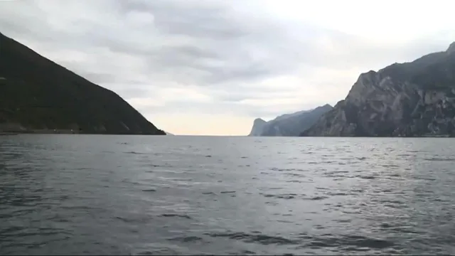 Lungo il fiume e sull'acqua - E3