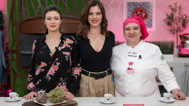Pizza Girls - Clara Micheli