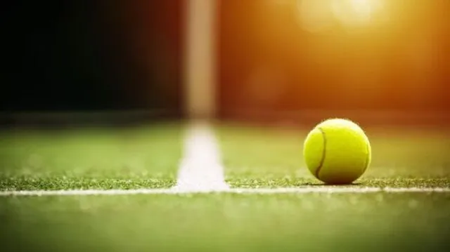 Roland Garros Courtside