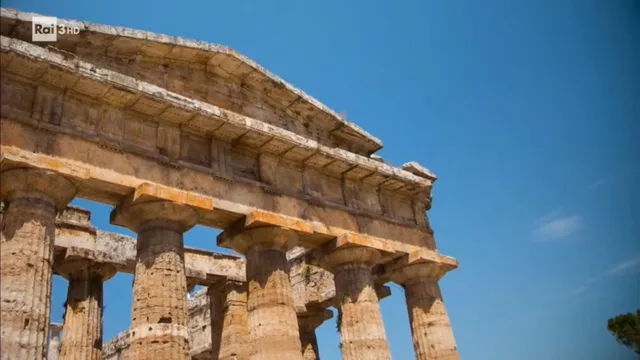 Siti italiani del Patrimonio Mondiale UNESCO - Parco Nazionale del Cilento e del Vallo di Diano con i siti archeologici di Pestum e Velia e la Certosa di Padula