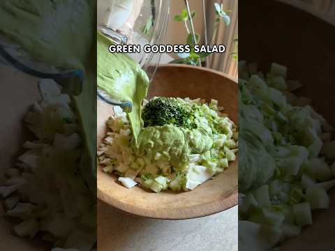 Green goddess salad 🥗 Fresca, semplice da preparare e perfetta per l'estate 💖